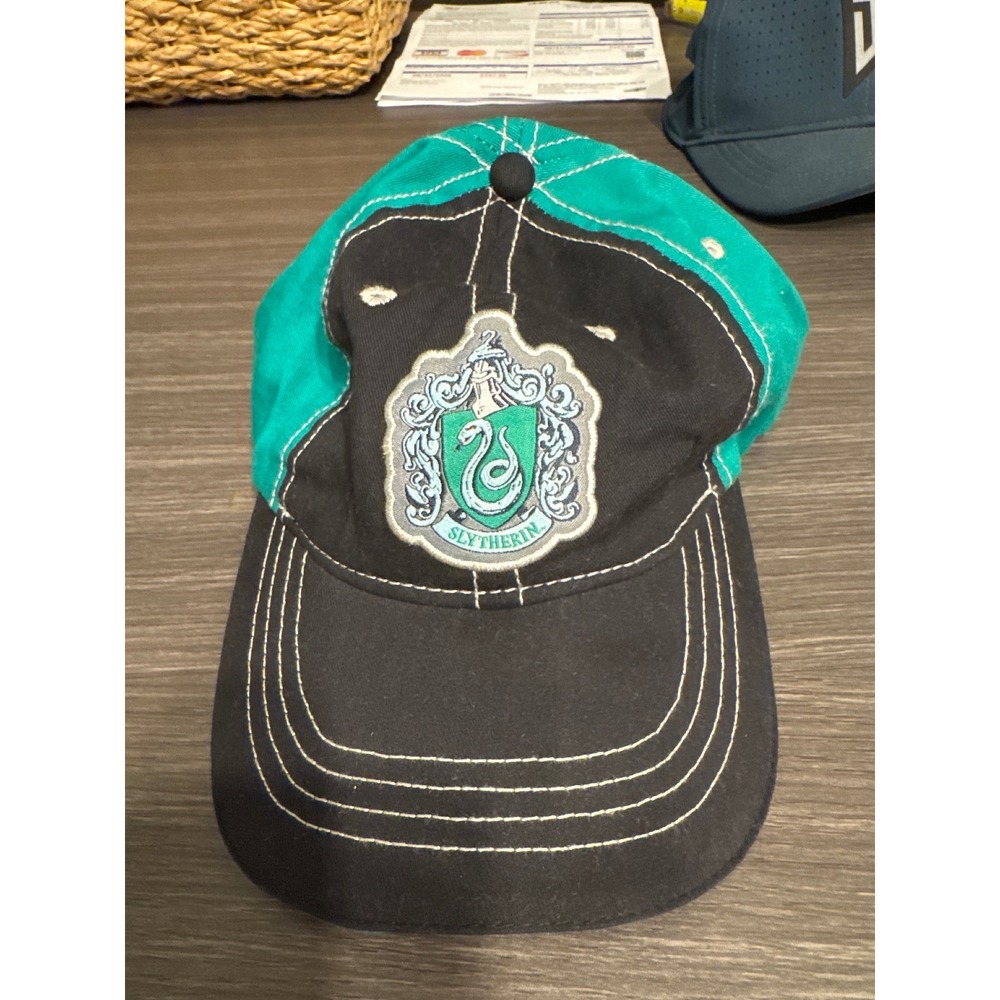 Harry Potter Slytherin Universal Studios Snapback Hat Black Green Crest Cap